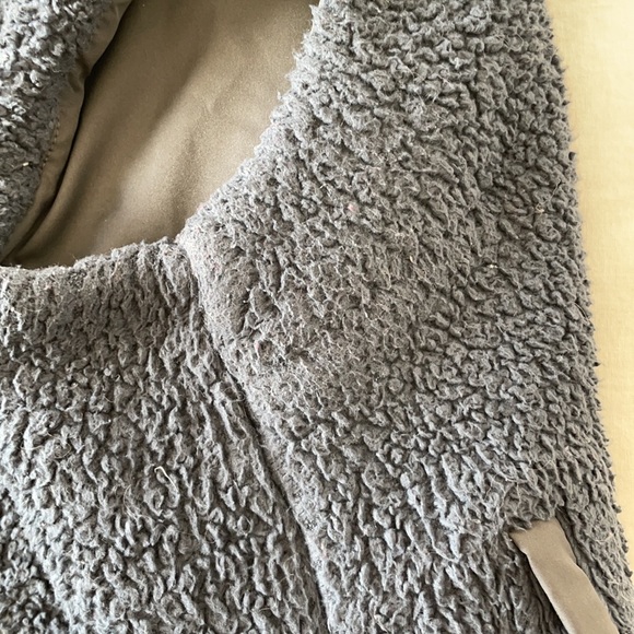 Patagonia Vest - Picture 3 of 8